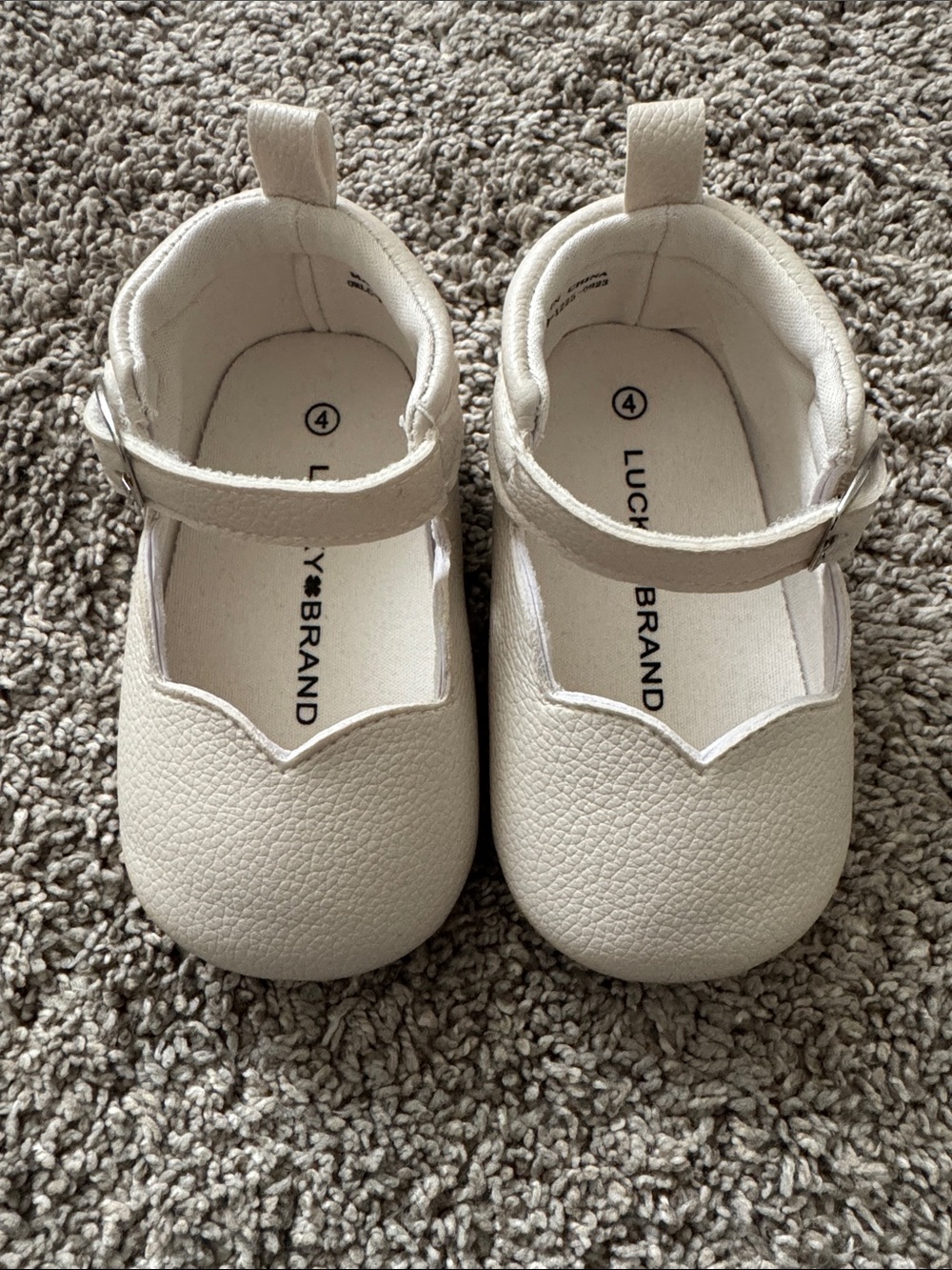 Lucky Brand Baby Girl Scalloped Slippers Size 4 Taupe
